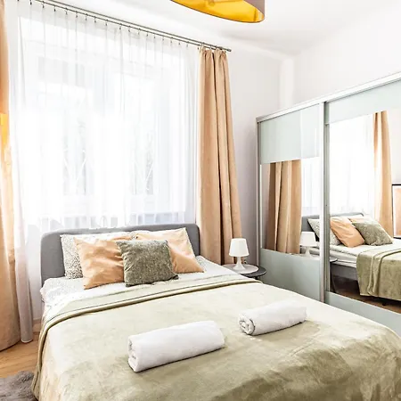 Superapart Genewska 3 Lägenhet